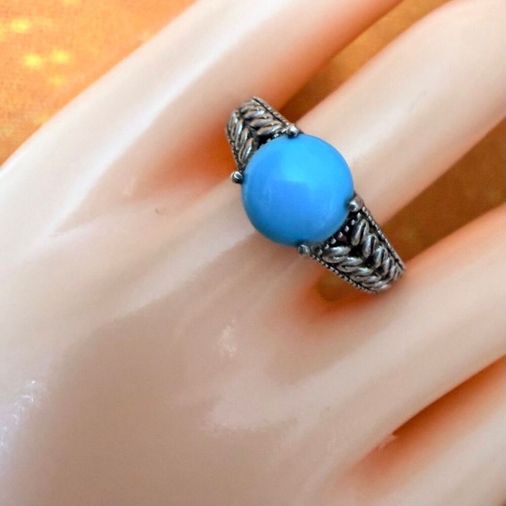 STS 925 Sterling Silver Turquoise Cabochon Statement Ring